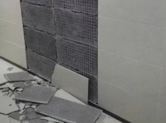 昌图瓷砖空鼓维修公司分享下昌图墙砖松动维修的知识